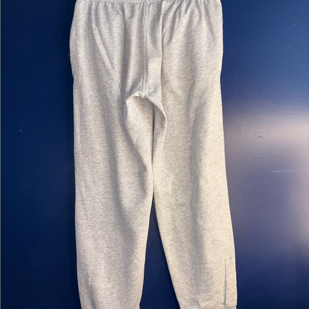 H&M Light Gray Regular Fit Sweatpants size M - Picture 9 of 9